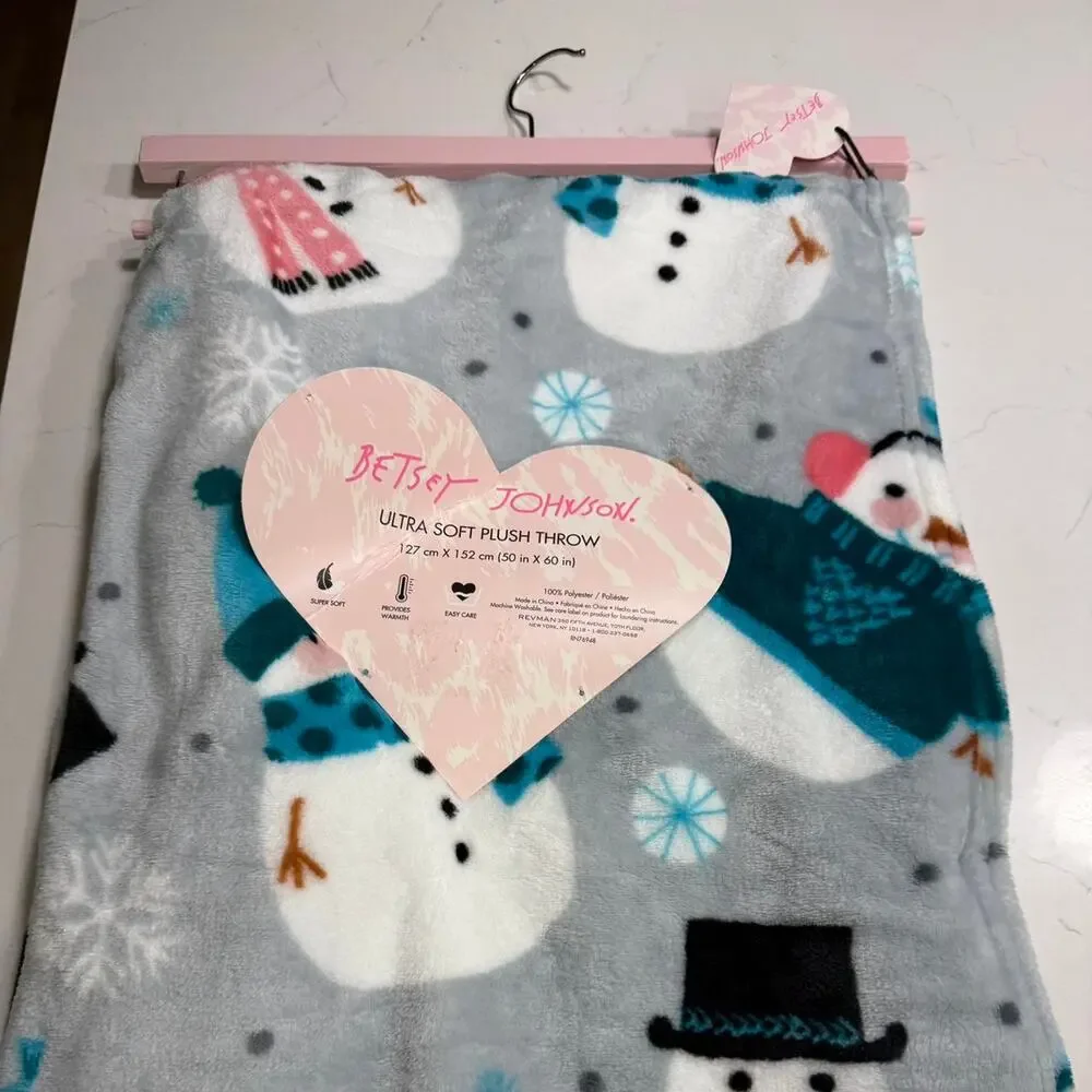 Betsey Johnson betsey johnson